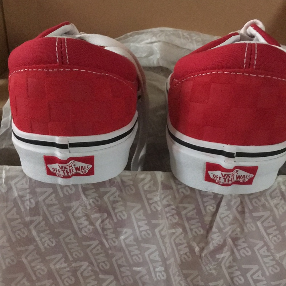 VANS ERA Skateboard Low Top Sneakers Shoes Men 9.5 Women 11 Red Vegan Suede - Picture 5 of 9